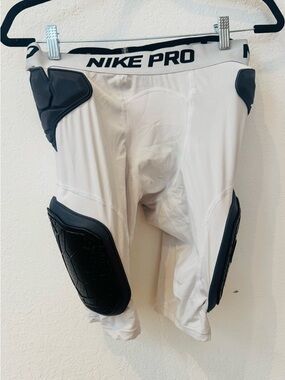 Nike Pro HyperStrong Mens padded football compression shorts